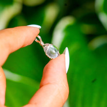 Load image into Gallery viewer, 925 SS Clear Quartz Pendant