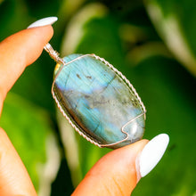 Load image into Gallery viewer, 925 SS Labradorite Pendant