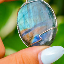 Load image into Gallery viewer, 925 SS Labradorite Pendant