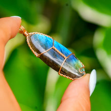 Load image into Gallery viewer, 14ct GF Labradorite Pendant