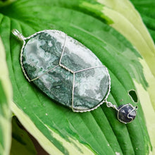 Load image into Gallery viewer, 925 SS Moss Agate &amp; Blue Sapphire Pendant
