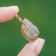 Load image into Gallery viewer, 14ct GF Labradorite Pendant
