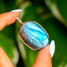 Load image into Gallery viewer, 925 SS Labradorite Pendant

