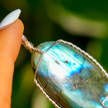 Load image into Gallery viewer, 925 SS Labradorite Pendant
