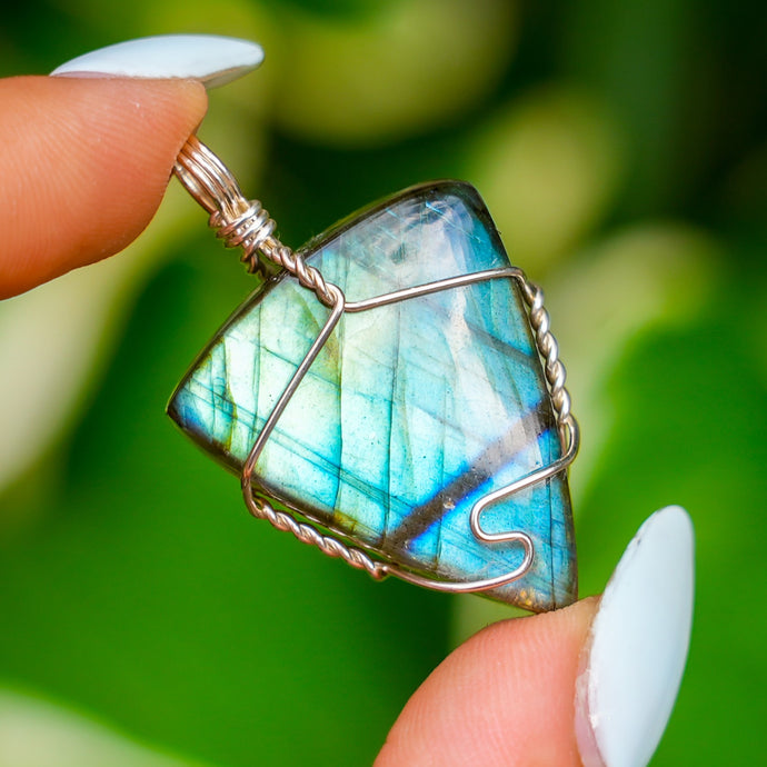 925 SS Labradorite Pendant