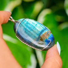Load image into Gallery viewer, 925 SS Labradorite Pendant
