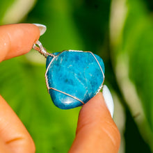 Load image into Gallery viewer, 925 SS Blue Apatite Pendant
