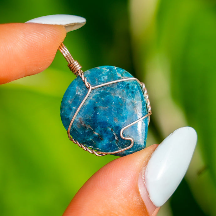 925 SS Blue Apatite Pendant