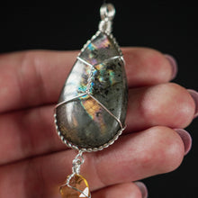 Load image into Gallery viewer, 925 SS Labradorite &amp; Citrine Pendant
