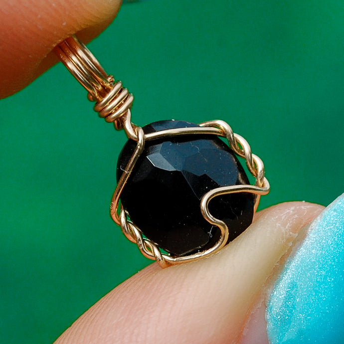 14ct GF Black Onyx Pendant