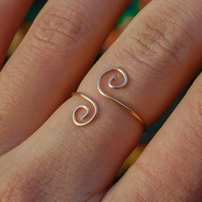 Adjustable Spiral Ring